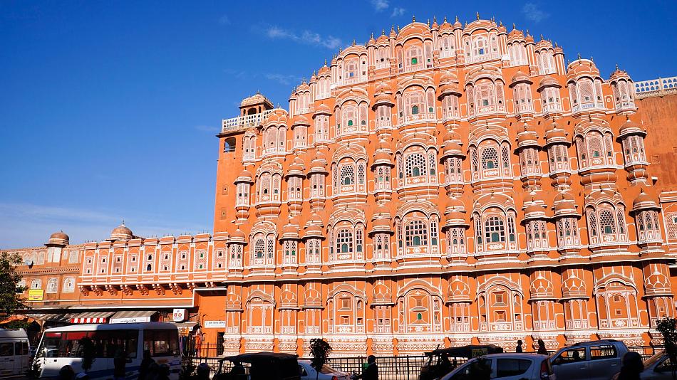 Jaipur-Hawa-Mahal-5_53342-950w